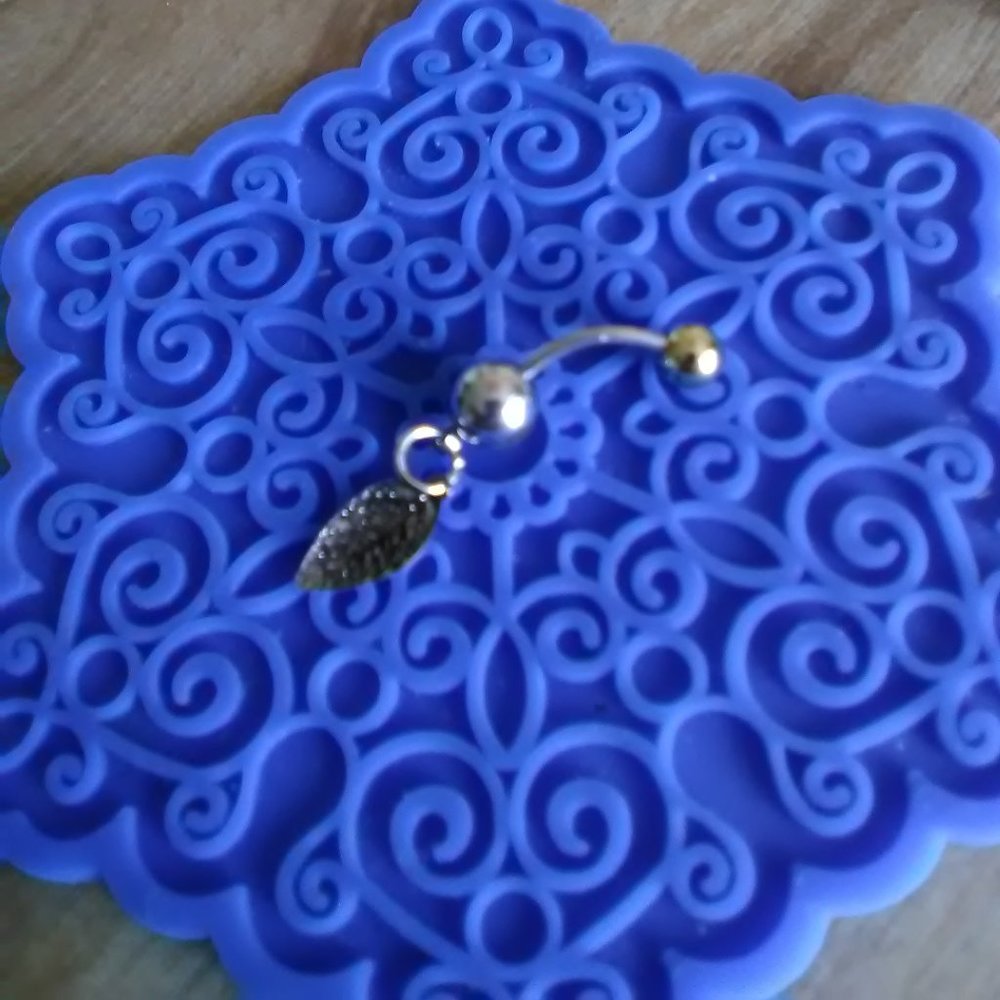 Belly Button Ring - Picture 5 of 5